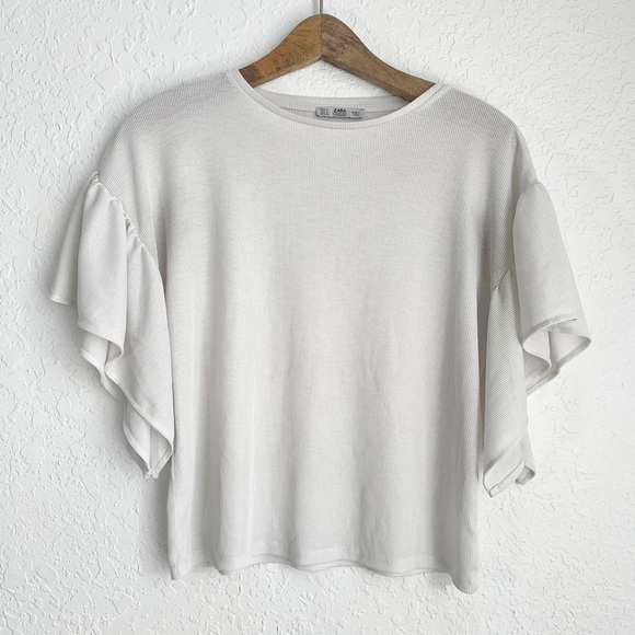 Zara Grey Ribbed Ruffle Sleeve Top - Picture 1 of 2
